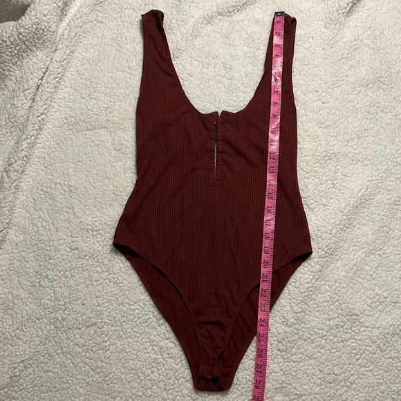 Women’s bodysuit - Picture 8 of 10